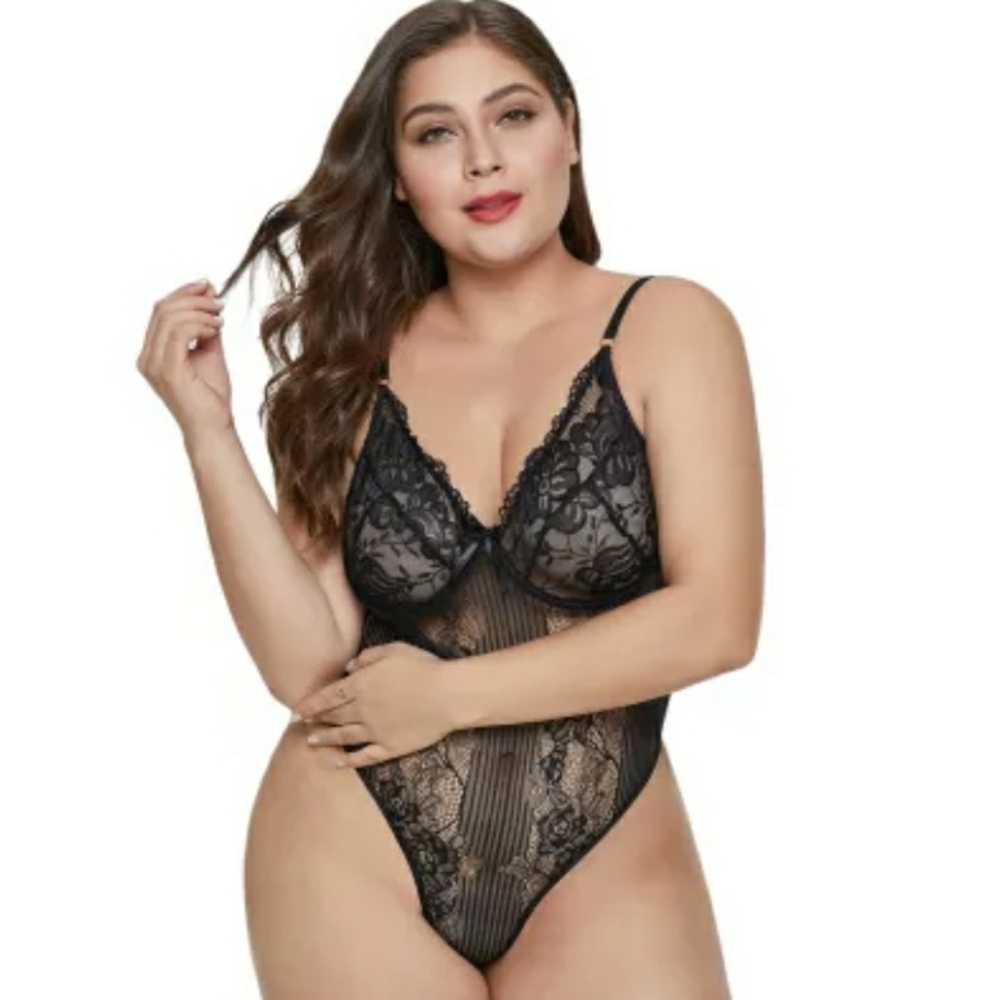 Plus Size Black Sweet Floral Lace Teddy